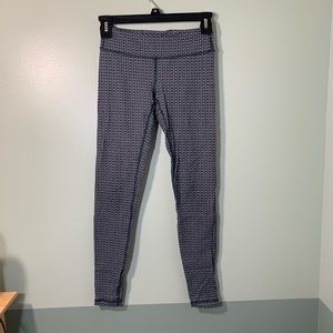 Ivviva grey leggings
